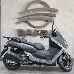 MAXSYM GT 2026 EMPLACADA